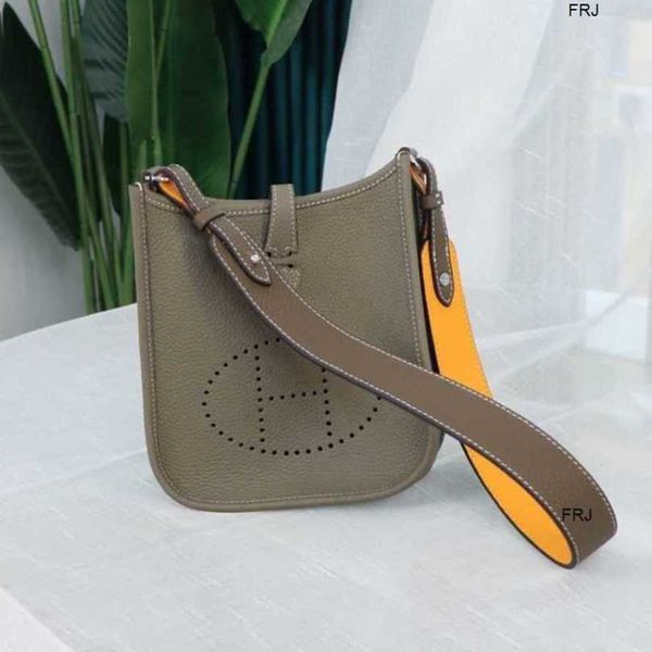 designer evelyn bags hs vegetable basket shoulder belt accessories first layer cow leather armpit portable wide bucket single have
designer evelyn bags hs vegetable basket shoulder belt accessories first layer cow leather armpit portable wide bucket single have