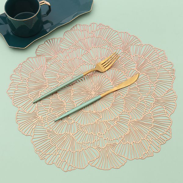hollow rose pvc decorative mat modern minimalist tableware mat non-slip heat-resistant cup table mat
hollow rose pvc decorative mat modern minimalist tableware mat non-slip heat-resistant cup table mat
