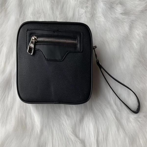 new travel toiletry pouch 24 cm protection makeup clutch women genuine leather waterproof cosmetic bags for women dust bag319r
new travel toiletry pouch 24 cm protection makeup clutch women genuine leather waterproof cosmetic bags for women dust bag319r