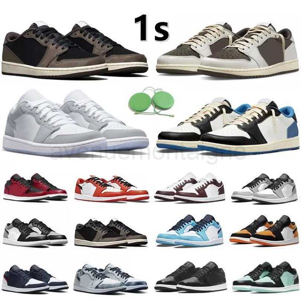 designer shoes jumpman 1 1s low mens basketball shoes sneaker reverse dark mocha fragment white camo wolf grey paint drip unc royal cyber br
designer shoes jumpman 1 1s low mens basketball shoes sneaker reverse dark mocha fragment white camo wolf grey paint drip unc royal cyber br