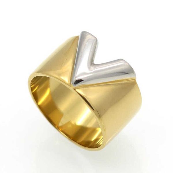 luxury ornaments2021 new design small star ring gold silver color stainless steel for women jewelry gift dropshipping
luxury ornaments2021 new design small star ring gold silver color stainless steel for women jewelry gift dropshipping