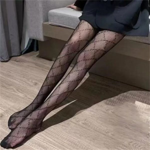 fashion designer long stockings women hosiery white and black thin lace tights breathable soft hollow luxury letter printed tight pantyhose, Black;white
fashion designer long stockings women hosiery white and black thin lace tights breathable soft hollow luxury letter printed tight pantyhose, Black;white