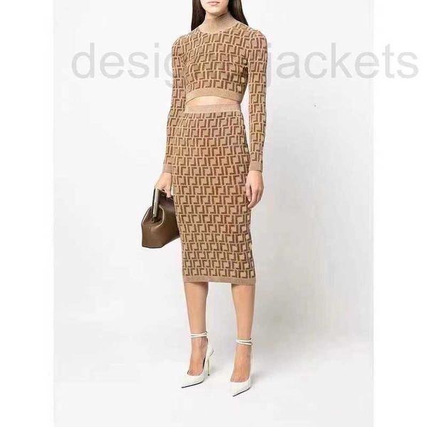 two piece dress designer pie full letter new jacquard knitted pullover long sleeve & half skirt fashion high-quality suit blue and khaki 6dk, White
two piece dress designer pie full letter new jacquard knitted pullover long sleeve & half skirt fashion high-quality suit blue and khaki 6dk, White