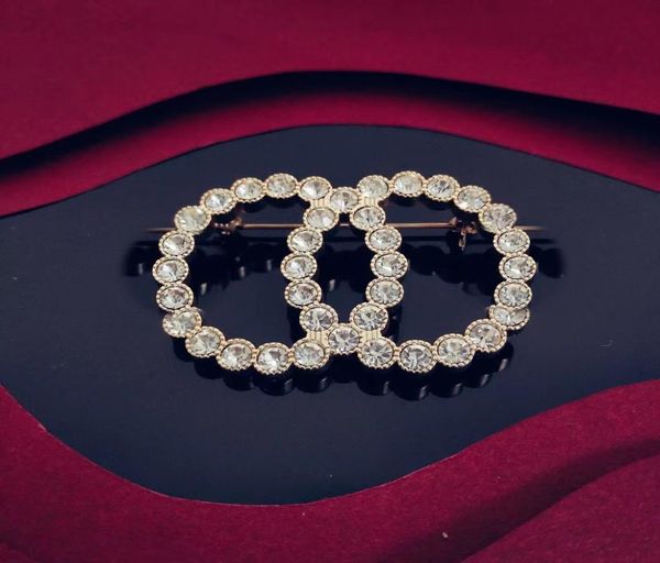 brooch jewelry brass gold plated luxury advanced retro brooches for women men designer highest counter quality 5a diamonds cr5408773, Gray
brooch jewelry brass gold plated luxury advanced retro brooches for women men designer highest counter quality 5a diamonds cr5408773, Gray