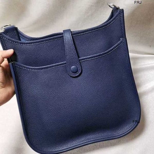 totes bag herbags designer evelyn bags h home mini perforated bucket hand wax line fashion one shoulder messenger womens cm have frj
totes bag herbags designer evelyn bags h home mini perforated bucket hand wax line fashion one shoulder messenger womens cm have frj