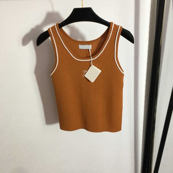 23ss designer brand women vest chest logo embroidered knitted vest elastic force bottoming shirt womens clothes, White
23ss designer brand women vest chest logo embroidered knitted vest elastic force bottoming shirt womens clothes, White