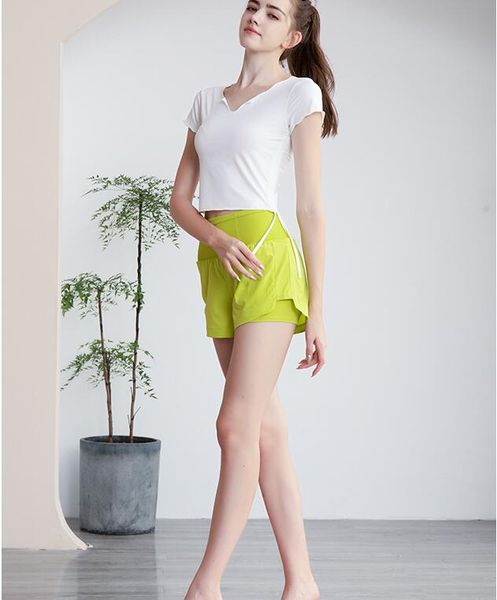 invisible pocket yoga shorts yoga outfits loose running sports butt lifting shorts pants, White;red
invisible pocket yoga shorts yoga outfits loose running sports butt lifting shorts pants, White;red