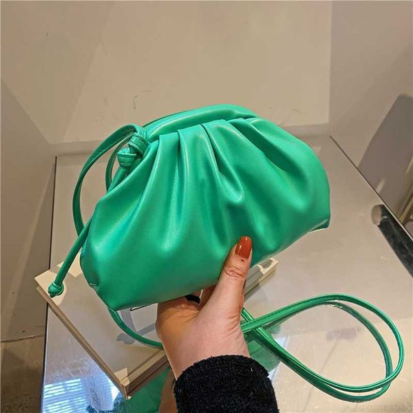 botega venates jodie mini teen intrecciato pouch french small women's fashion springsummer advanced sense crossbody simple pleated clou
botega venates jodie mini teen intrecciato pouch french small women's fashion springsummer advanced sense crossbody simple pleated clou