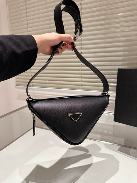 five colors designer women 2023 totes bag fashion luxury triangle bag cross body hand bags colorful lady shoulder bags sac
five colors designer women 2023 totes bag fashion luxury triangle bag cross body hand bags colorful lady shoulder bags sac