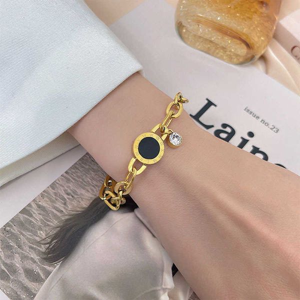 luxury ornamentsstainless steel new fashion upscale jewelry black shell round roman numerals zircon charm thick chain bracelets for women pu, Silver
luxury ornamentsstainless steel new fashion upscale jewelry black shell round roman numerals zircon charm thick chain bracelets for women pu, Silver