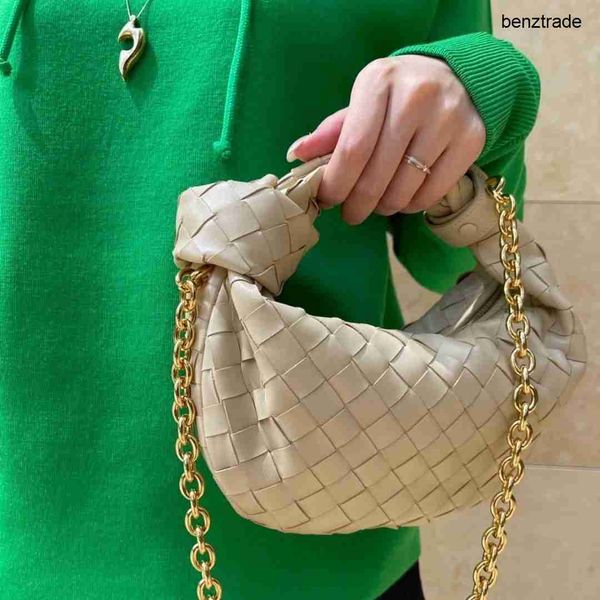 h jodie advanced handbag bag 2022 autumn and winter new wrinkled dumplings bag underarm woven bag messenger mini chain leather bag for women
h jodie advanced handbag bag 2022 autumn and winter new wrinkled dumplings bag underarm woven bag messenger mini chain leather bag for women