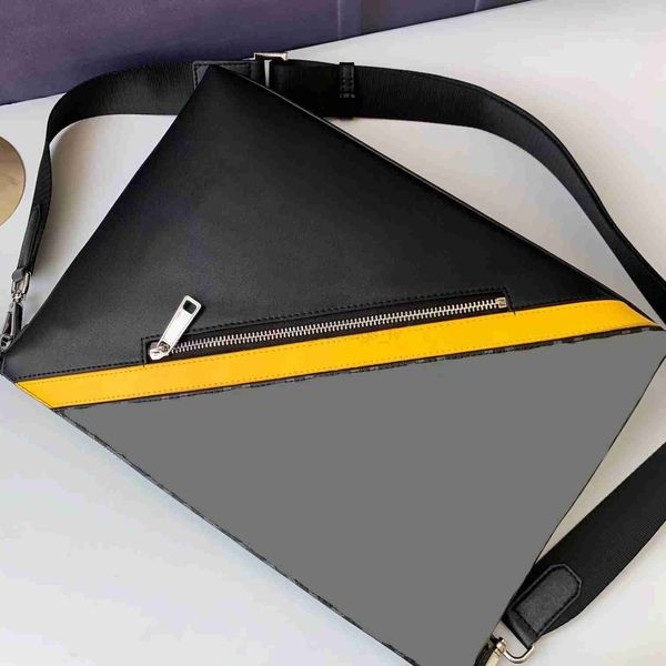 ff bag fend messenger bags high-end designer fd 470 size34cm trimmer sport outdoor packs comes with a zippered middle compartment
ff bag fend messenger bags high-end designer fd 470 size34cm trimmer sport outdoor packs comes with a zippered middle compartment