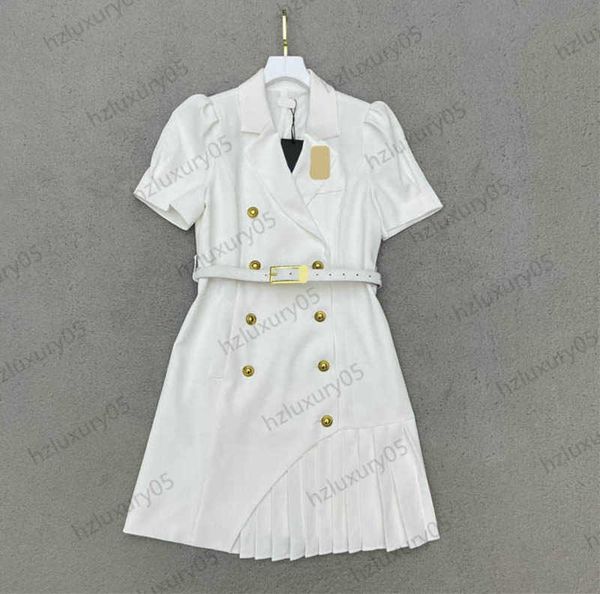 dresses metal double breasted button lapel retro style dress custom original brooch decorative neckline stitching pleated hemline commuter s, Black;gray
dresses metal double breasted button lapel retro style dress custom original brooch decorative neckline stitching pleated hemline commuter s, Black;gray