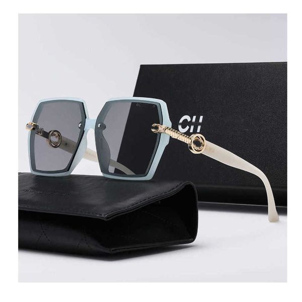 2023 new designer brand channel sunglasses cycle luxurious mens woman sunglass summer travel vacation fashion oversized gradient sunglasses, White;black
2023 new designer brand channel sunglasses cycle luxurious mens woman sunglass summer travel vacation fashion oversized gradient sunglasses, White;black