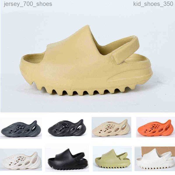 2023 children summer shoes sandal boy girl youth kid desert sand beach slipper foam runner bone, Black;red
2023 children summer shoes sandal boy girl youth kid desert sand beach slipper foam runner bone, Black;red