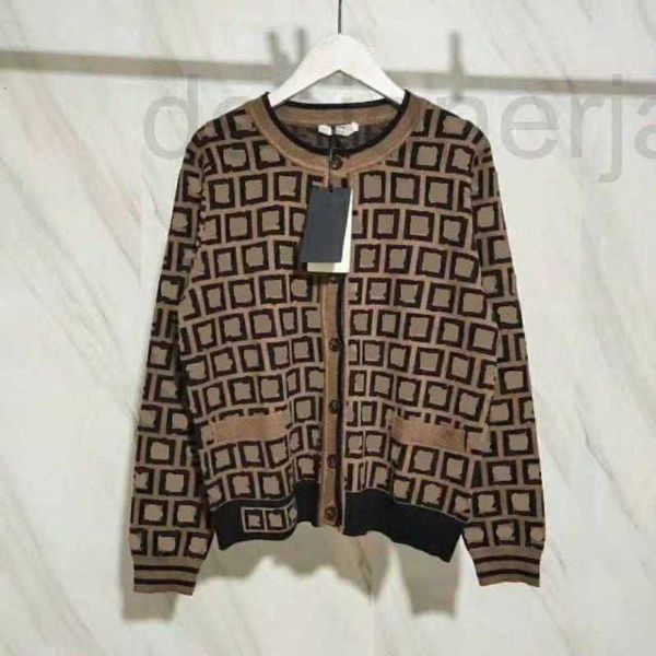 women's knits & tees designer high version quality classic letter jacquard pocket design temperament round neck thin knit jacket size s, White
women's knits & tees designer high version quality classic letter jacquard pocket design temperament round neck thin knit jacket size s, White