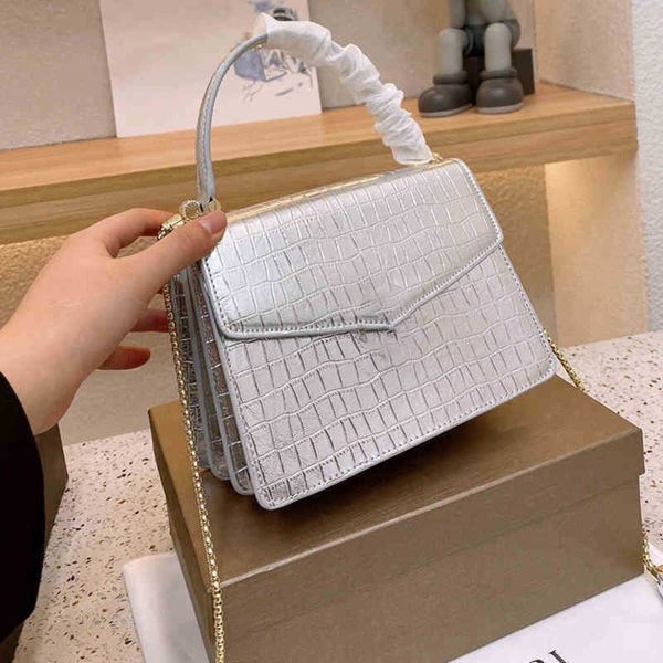 shoulder bags shoulder bags women classic snake head bag fashion designer handbags totes gold chain crossbody bags messenger vintage bag pur
shoulder bags shoulder bags women classic snake head bag fashion designer handbags totes gold chain crossbody bags messenger vintage bag pur