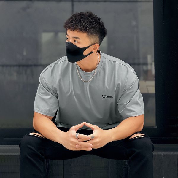 men's t-shirts summer 100% cotton fabric t-shirt men print drop sleeve tee fitness outdoor casual loose t shirts streetwear 230321, White;black
men's t-shirts summer 100% cotton fabric t-shirt men print drop sleeve tee fitness outdoor casual loose t shirts streetwear 230321, White;black