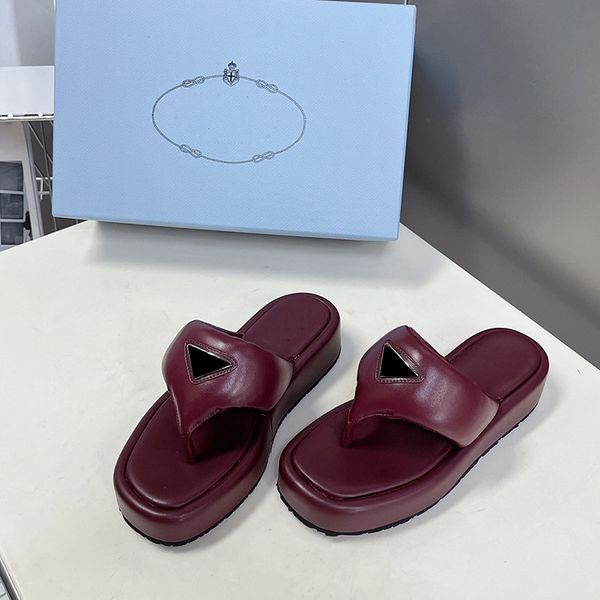 classic womens thong slipper lambskin flip flops sandals designer platform heels outdoor beach shoe luxurys slide soft casual retro mule lad, Black
classic womens thong slipper lambskin flip flops sandals designer platform heels outdoor beach shoe luxurys slide soft casual retro mule lad, Black