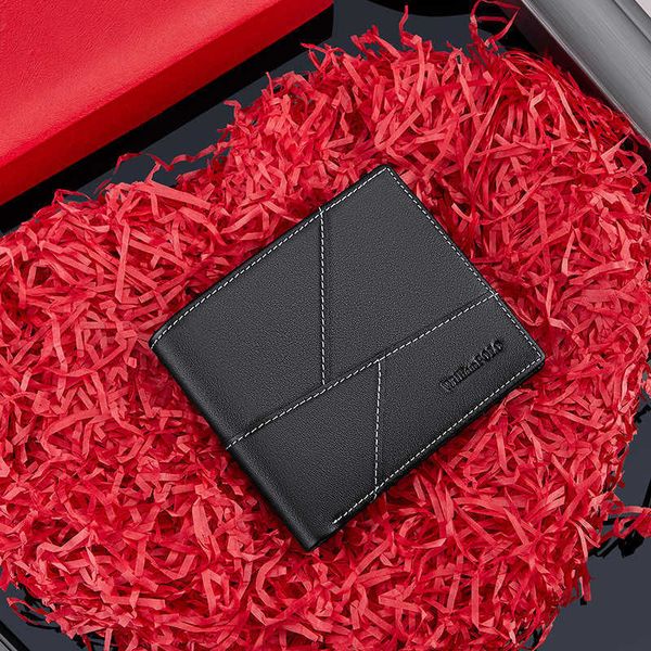 men's wallet genuine leather short simple wallet layer cowhide driver's license set card bag wallet one piece, Red;black
men's wallet genuine leather short simple wallet layer cowhide driver's license set card bag wallet one piece, Red;black