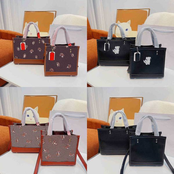 totes designer bag animal print handbag designer woman the tote bag luxury leather shopping shoulder fashion women travel bag printing 22090
totes designer bag animal print handbag designer woman the tote bag luxury leather shopping shoulder fashion women travel bag printing 22090