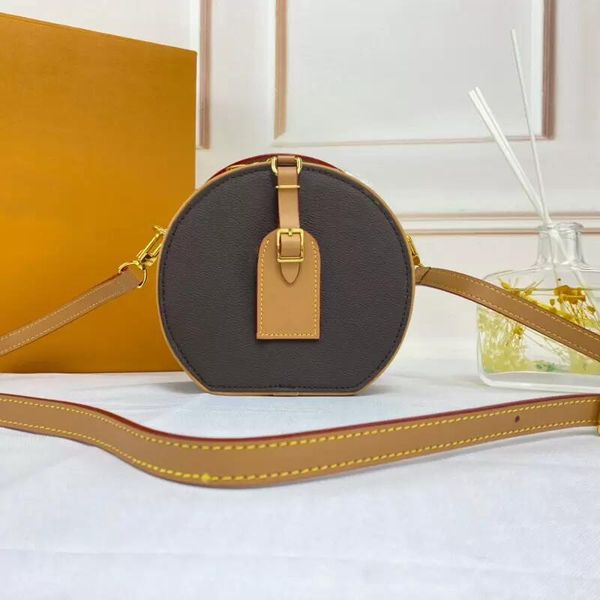 5a designer boite chapeau bags women mini tote purses one shoulder crossbody genuine leather handbags size
5a designer boite chapeau bags women mini tote purses one shoulder crossbody genuine leather handbags size