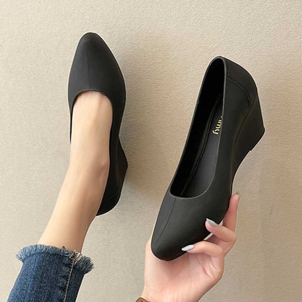 sandals wedges high heels jelly sandals women solid candy sandales pointed toe summer rain shoes ladies waterproof pvc sandalias 2021 g23032, Black
sandals wedges high heels jelly sandals women solid candy sandales pointed toe summer rain shoes ladies waterproof pvc sandalias 2021 g23032, Black
