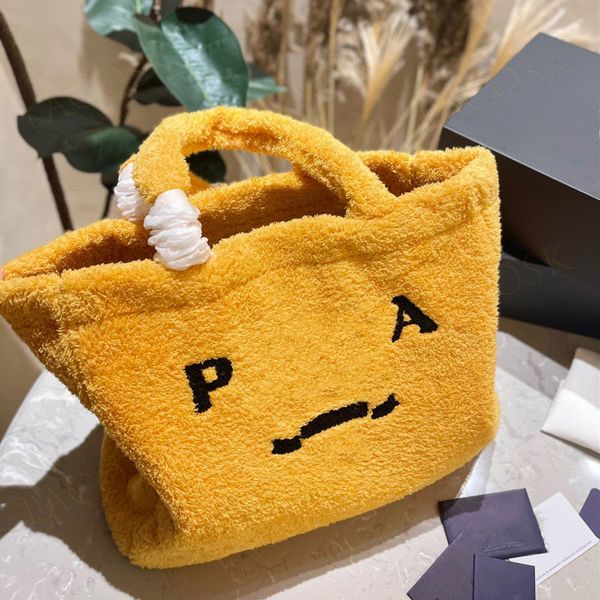 womens handbags large capacity shopping bag luxury letters lady tote bag wool soft designers bags
womens handbags large capacity shopping bag luxury letters lady tote bag wool soft designers bags
