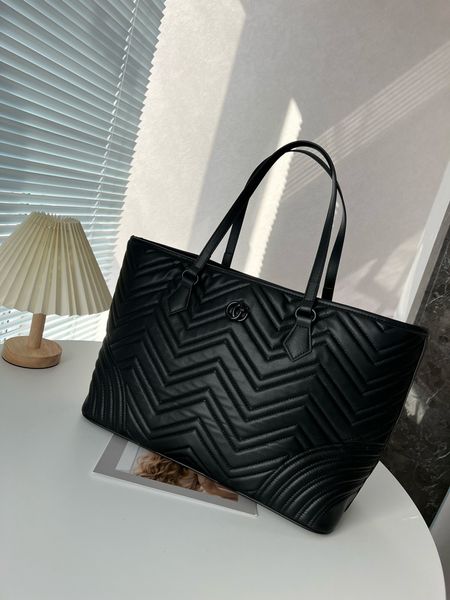 new luxury womens tote bags designer shopping bag european and american g classic retro large capacity handbags fashion mother bag
new luxury womens tote bags designer shopping bag european and american g classic retro large capacity handbags fashion mother bag