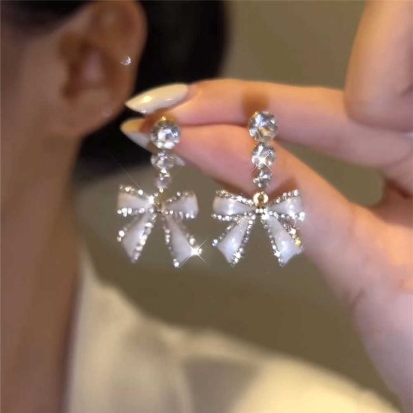 charm girls' sweet zircon bow earrings with 18k genuine gold ear clasps korean fashion exquisite jewelry women's party elegant jew, Golden
charm girls' sweet zircon bow earrings with 18k genuine gold ear clasps korean fashion exquisite jewelry women's party elegant jew, Golden