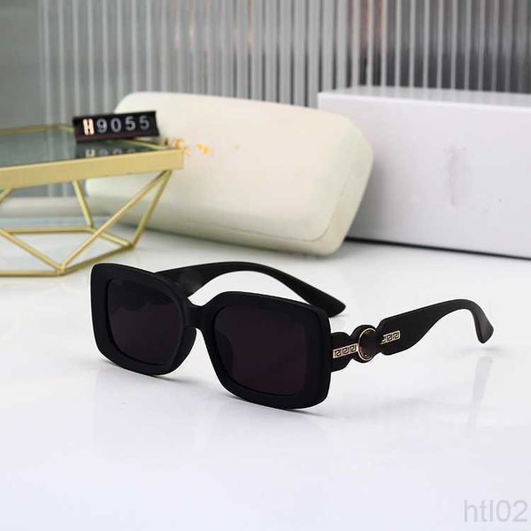 luxurious designer versage sunglass vercace sunglasses ens sage mens punk metal fashion fashion baseball sunglasses women black 22ss, White;black
luxurious designer versage sunglass vercace sunglasses ens sage mens punk metal fashion fashion baseball sunglasses women black 22ss, White;black