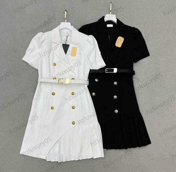 designer dresses custom metal brooch decorative lapel fashion brand dress pleated design short sleeve belt slim high waist maxiskit 2 colors, Black;gray
designer dresses custom metal brooch decorative lapel fashion brand dress pleated design short sleeve belt slim high waist maxiskit 2 colors, Black;gray