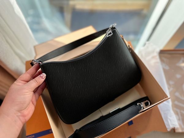 stunning underarm bag white stunning, black premium, underarm and cross-body dual purpose... water ripple leather is more durable
stunning underarm bag white stunning, black premium, underarm and cross-body dual purpose... water ripple leather is more durable