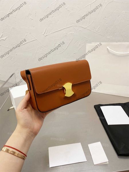bags 2021leather triomphe shoulder women's men's hand flip horizontal satchel luxury designer fashionable evening banquet
bags 2021leather triomphe shoulder women's men's hand flip horizontal satchel luxury designer fashionable evening banquet