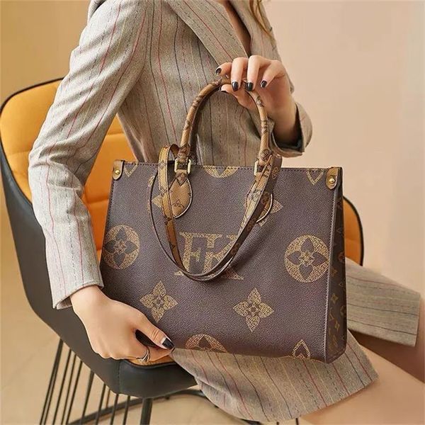 2023 r women bag monograms onthego gm mm bags pu genuine leather luxury handbags purse totes shoulder crossbody female backpack on the go
2023 r women bag monograms onthego gm mm bags pu genuine leather luxury handbags purse totes shoulder crossbody female backpack on the go