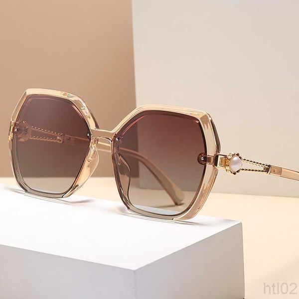 channel sunglass chanei sunglasses mens womens luxurious channel sunglass chanei fashion large thin driving glasses 2023 22ss, White;black
channel sunglass chanei sunglasses mens womens luxurious channel sunglass chanei fashion large thin driving glasses 2023 22ss, White;black