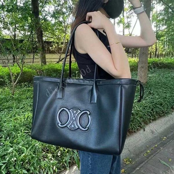 tote bag designer shoulder bag handbag women totes wallet fashion leather shopping bags black messenger letter lattice mm lady bags
tote bag designer shoulder bag handbag women totes wallet fashion leather shopping bags black messenger letter lattice mm lady bags