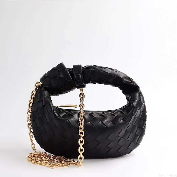 botega venates jodie mini teen intrecciato pouch autumn and winter woven chain ox horn small simple women's bag single shoulder crossbo
botega venates jodie mini teen intrecciato pouch autumn and winter woven chain ox horn small simple women's bag single shoulder crossbo