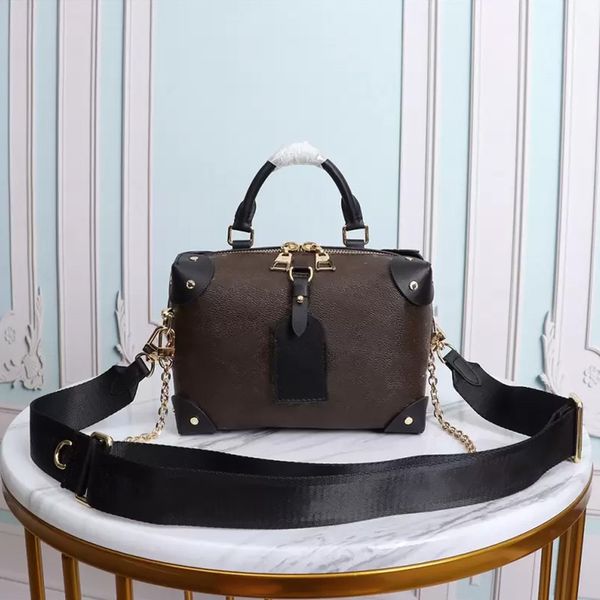 designer luxury shoulder bag woman handbags cosmetic case box clutch leather women messenger purse cross body bags handle crossbody purse sh
designer luxury shoulder bag woman handbags cosmetic case box clutch leather women messenger purse cross body bags handle crossbody purse sh
