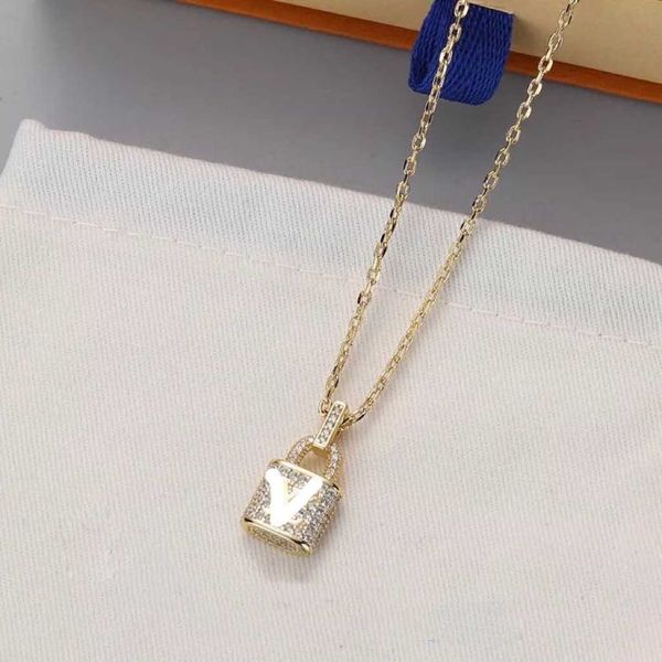 donkey family full diamond small temperament network red lock love necklace gifts to girlfriend's lover, Silver
donkey family full diamond small temperament network red lock love necklace gifts to girlfriend's lover, Silver