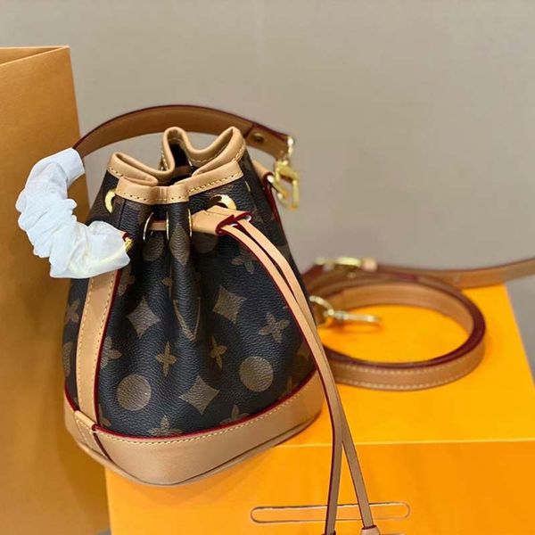 luxurys cross body designer bag designer bag quality designers shopping bags wallets ladies designer fashion casual messenger bags shoulder
luxurys cross body designer bag designer bag quality designers shopping bags wallets ladies designer fashion casual messenger bags shoulder