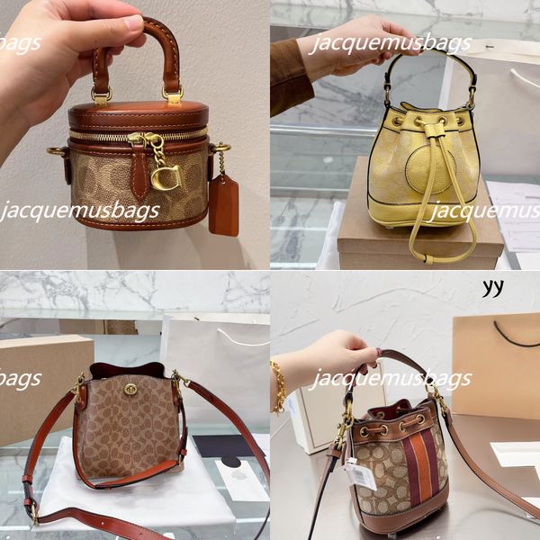 mini dempsey bucket bag designer luxury signature trail bucket crossbody bag tote shopping willow leather purse shoulders cross body totes h
mini dempsey bucket bag designer luxury signature trail bucket crossbody bag tote shopping willow leather purse shoulders cross body totes h
