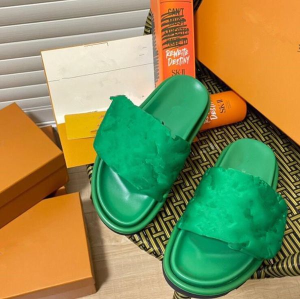 2023 designers pool pillow mules women sandals sunset flat comfort mules padded front strap slippers fashionable easy small high heeled one-, Black
2023 designers pool pillow mules women sandals sunset flat comfort mules padded front strap slippers fashionable easy small high heeled one-, Black