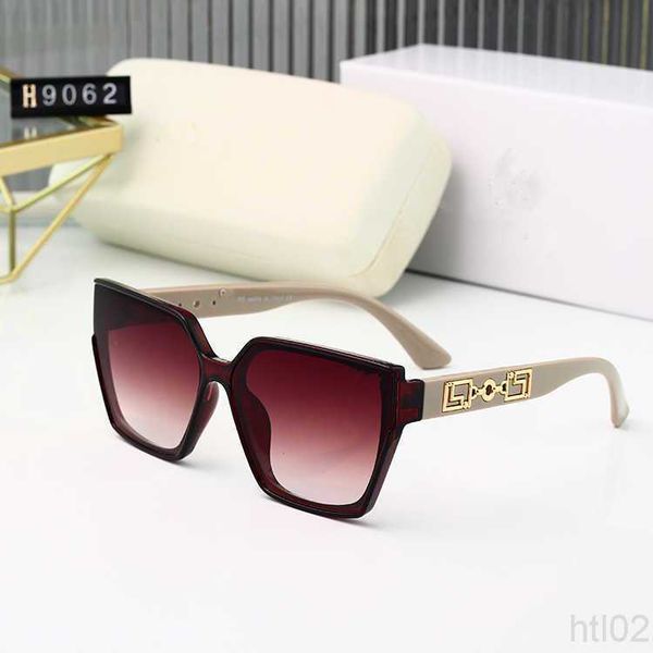 luxurious designer versage sunglass vercace sunglasses white ens sage mens punk personality metal frame fashion trend toad fashion red 2023, White;black
luxurious designer versage sunglass vercace sunglasses white ens sage mens punk personality metal frame fashion trend toad fashion red 2023, White;black