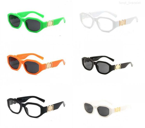 wholesale luxury sunglasses for man woman designer goggle beach sun glasses retro small frame luxury design uv400, White;black
wholesale luxury sunglasses for man woman designer goggle beach sun glasses retro small frame luxury design uv400, White;black