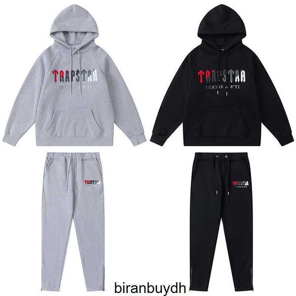 sport men's hoodies sweatshirts trapstar letter casual ordinary youth cotton red black towel embroidered plush sweater pants
sport men's hoodies sweatshirts trapstar letter casual ordinary youth cotton red black towel embroidered plush sweater pants