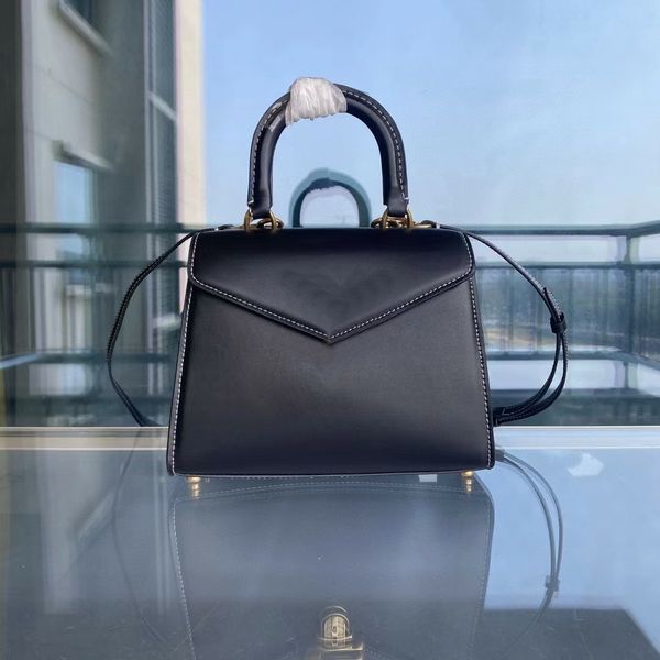 designer studio sammy handle tote bags retro style classic letter c's push lock totes rogue luggage handbags calf leather brown lining
designer studio sammy handle tote bags retro style classic letter c's push lock totes rogue luggage handbags calf leather brown lining