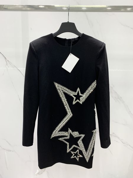 runway dresse 2023 european fashion new style temperament celebrity five-pointed star diamond round neck waist wrapped long sleeve dress dre, Black
runway dresse 2023 european fashion new style temperament celebrity five-pointed star diamond round neck waist wrapped long sleeve dress dre, Black