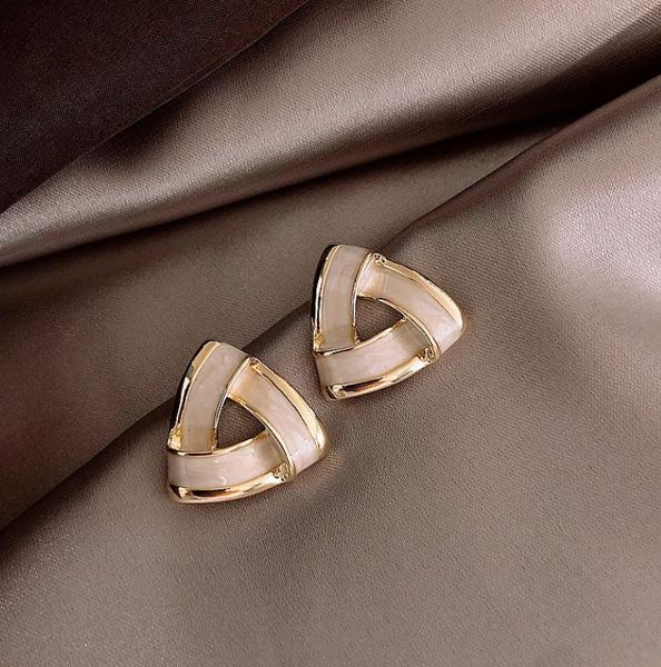 fashion new popular earrings classic style triangular drip stud earrings luxury beautiful earrings women wedding jewelry earrings gift, Golden;silver
fashion new popular earrings classic style triangular drip stud earrings luxury beautiful earrings women wedding jewelry earrings gift, Golden;silver