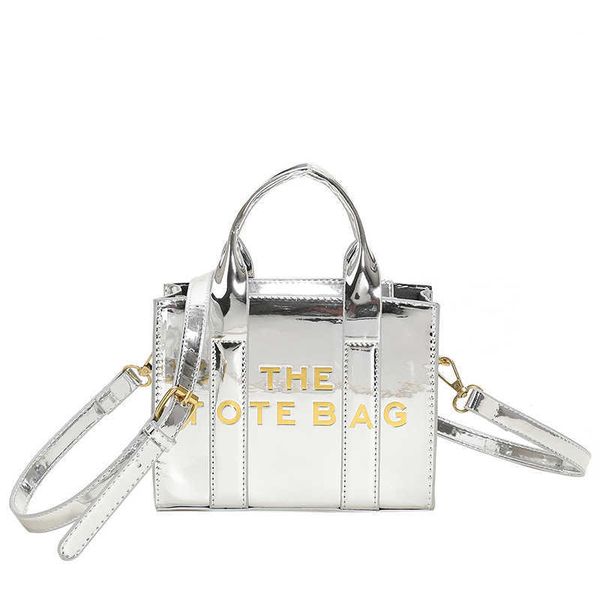purses bag women 2023 spring new lacquer print letter handheld tote small premium fashion crossbody
purses bag women 2023 spring new lacquer print letter handheld tote small premium fashion crossbody